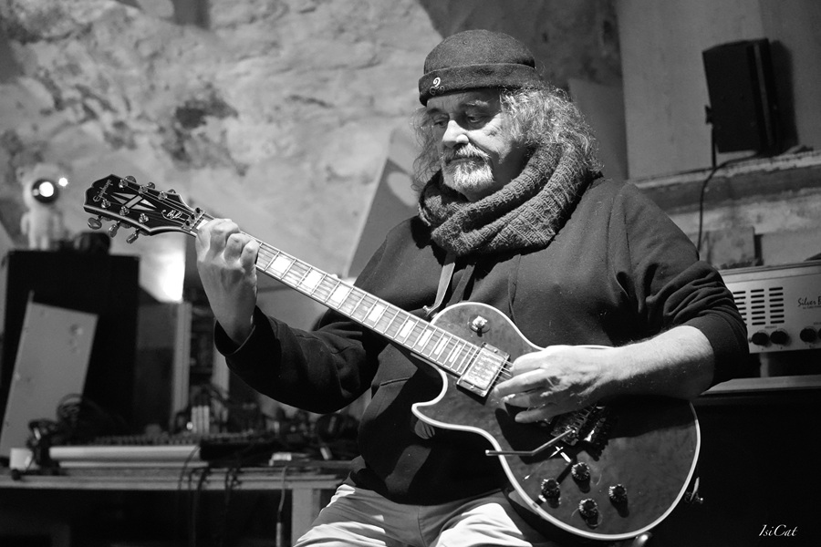 Christian Laur - Guitares